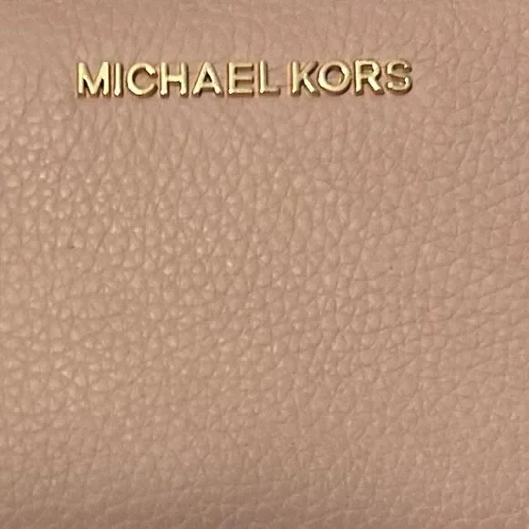 Michael Kors Pink Leather Jet Set Zip around Wallet clutch - Picture 7 of 13